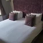 فندق كيسويك كنتري هاوس منزل ريفي كيسويك