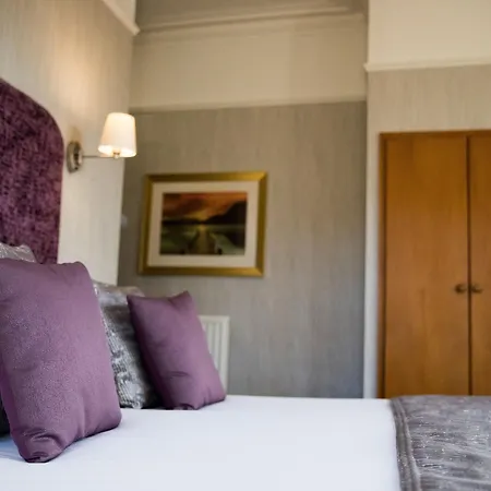 Keswick Country House Hotel *