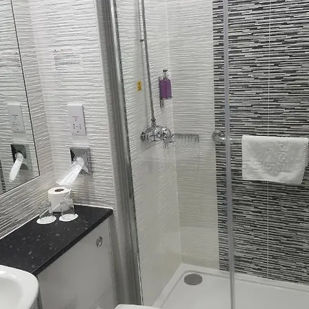 בית כפרי Keswick Country House Hotel קזיק