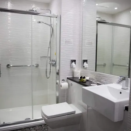 Keswick Country House Hotel * קזיק