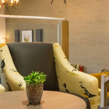 Keswick Country House Hotel *